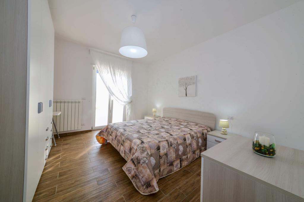 Cardinal Points Apartman Peschici Kültér fotó